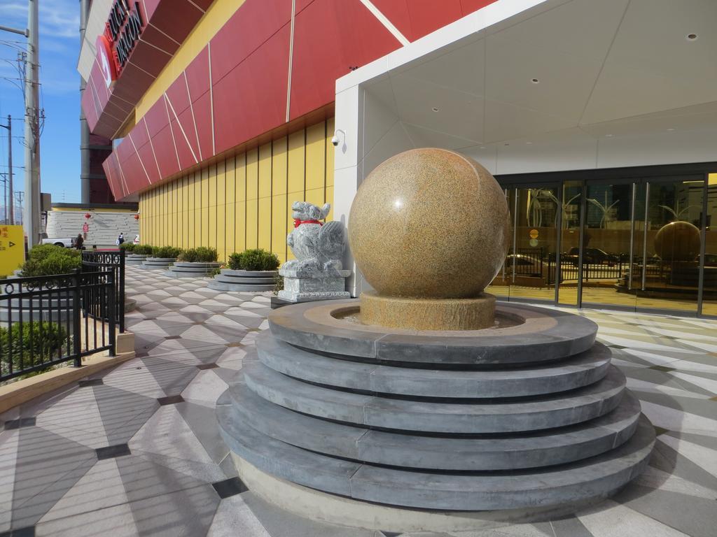 Lucky Dragon Hotel 拉斯维加斯 外观 照片